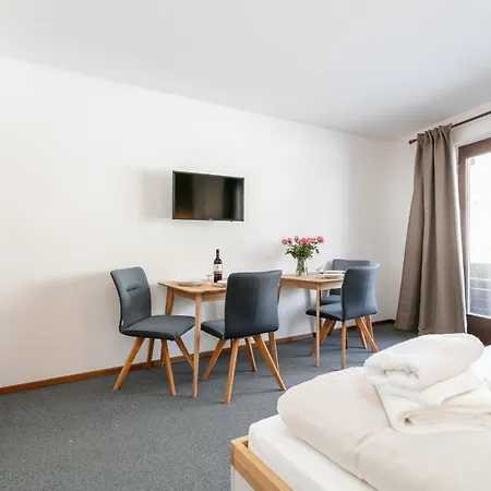 Brixen Alpin Living 13 アパート